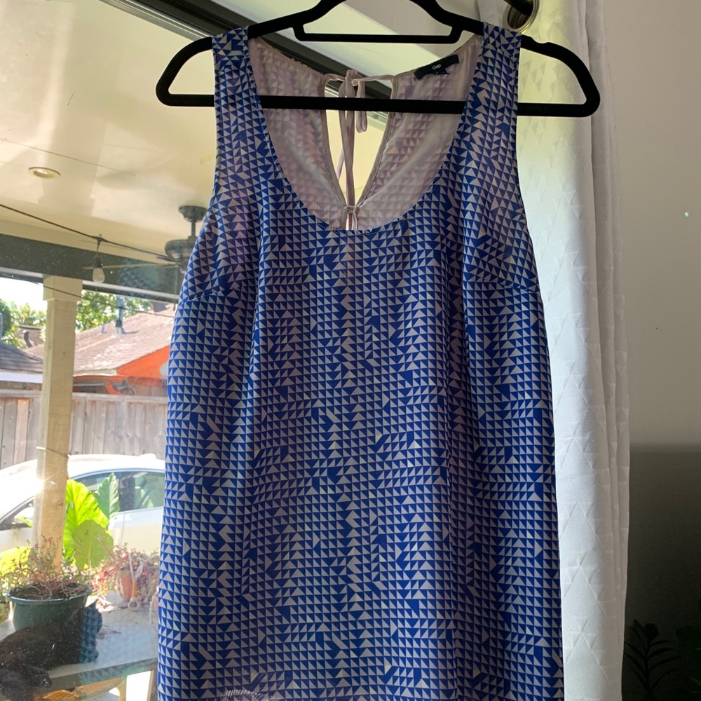 The Gap geometric pattern tank top